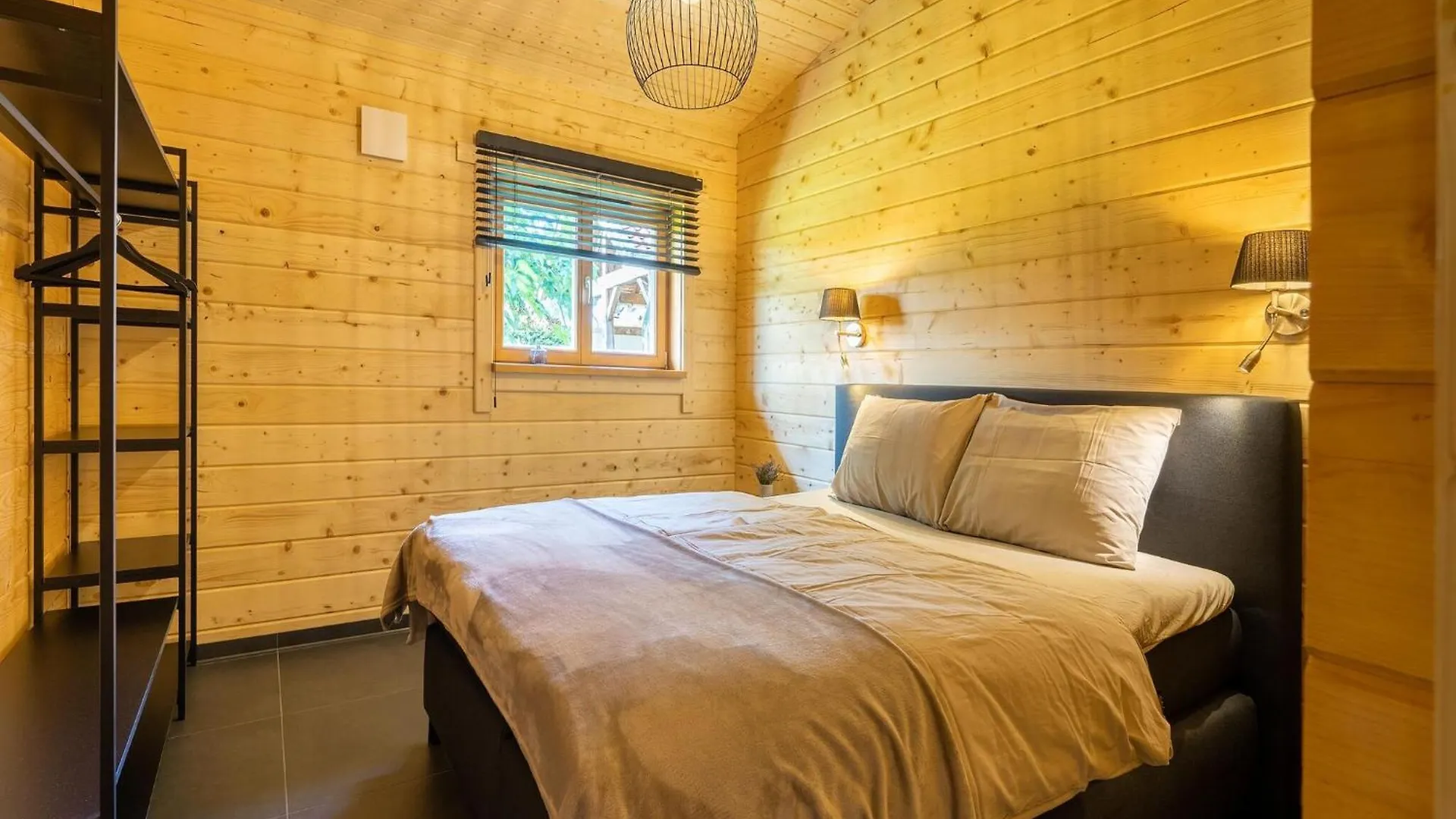 Cozy Holiday Home In Limburg With A Beautiful View Schinnen