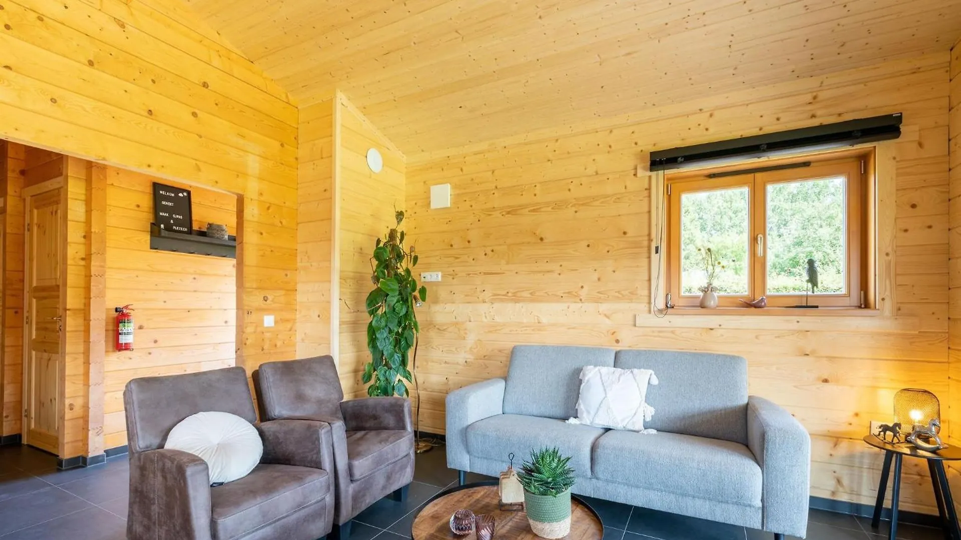 Cozy Holiday Home In Limburg With A Beautiful View Schinnen